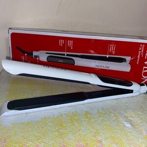 REVLON 1” XL STRAIGHTENER